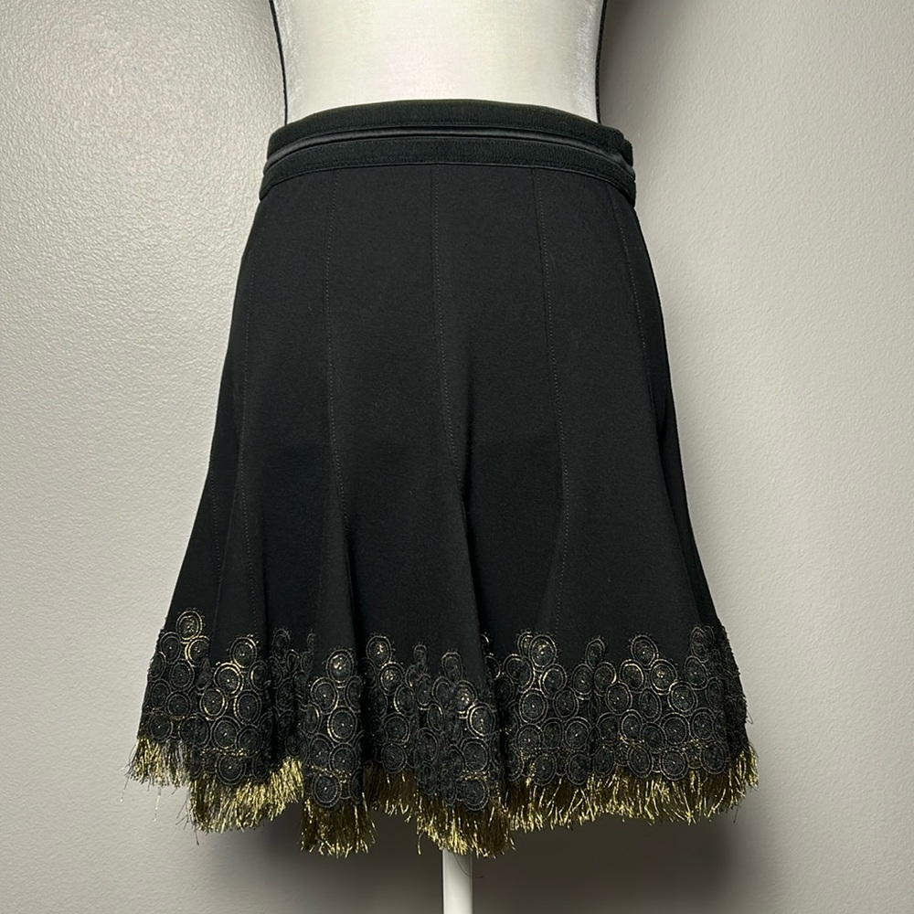 Elie Tahari Black and Gold Circle Skirt (Size 4) - Picture 2 of 4